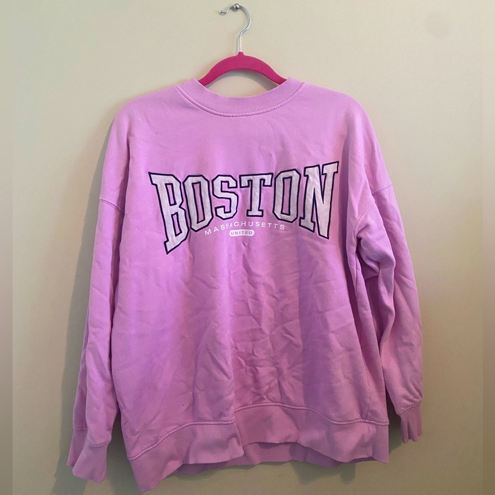 Boston H&M crewneck sz XS